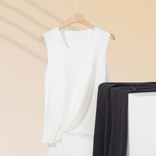 柒牌保暖背心男士2024秋冬新品5A抗菌发热双面磨毛内穿打底衫坎肩	127F70050 商品图3