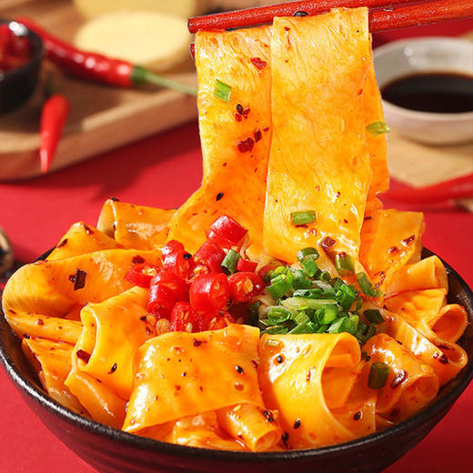 非油炸红油面皮麻酱凉面皮懒人泡面整箱充饥免煮速食方便食品童年记忆老家特产零食网红零食 商品图3