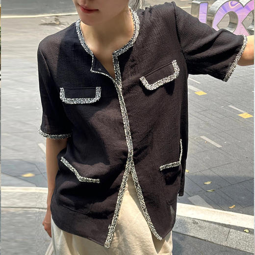 【顺丰包邮】80923 洛诗琳设计感轻奢微弹夏日小香风外披60750 商品图3