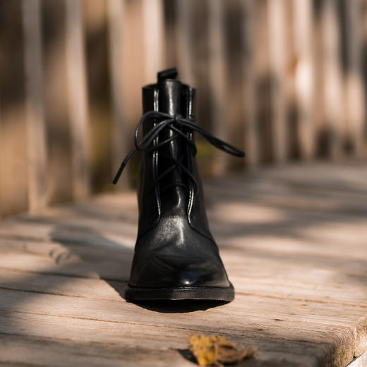 【阿么古纹马皮鞋】小众高级感设计绑带短靴女异形跟6CM复古英伦风 商品图3