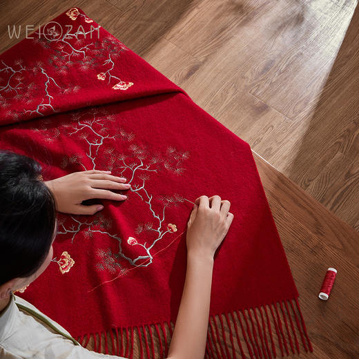丁摩秋冬红色羊毛围巾女高端披肩大妈妈结婚礼服旗袍喜婆婆外搭配新款 商品图2