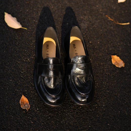 【阿么古纹马皮鞋】复古水洗一脚蹬乐福鞋2025新款软底小皮鞋2.5CM 商品图3