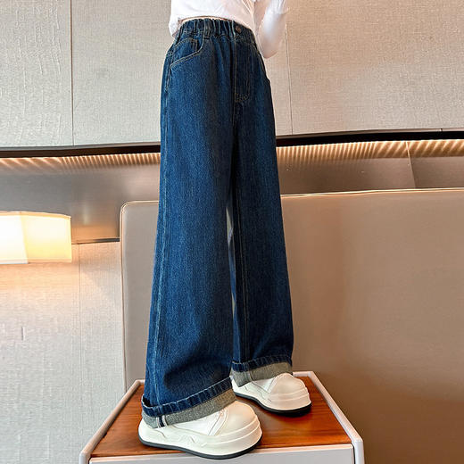 【显瘦高腰设计，舒适喇叭版型】女童裤子春秋新款 儿童深蓝牛仔裤 初秋长裤 女孩大童秋季阔腿裤-QQ 商品图5