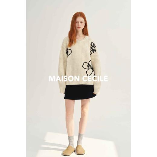 MAISON CECILE奶白/黑色du家设计花型高克重全羊毛粗针毛衣 商品图3