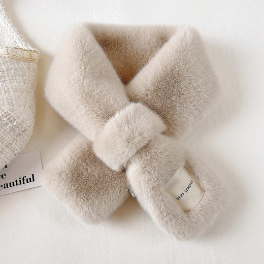 【冬日锁温小能手】冬季韩仿獭兔毛围巾版时尚百搭纯色仿皮草交叉毛绒保暖围脖学生女。ry 商品图9