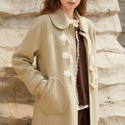 Famecoco长款牛角扣呢子大衣女冬毛呢外套FAB8AQ005 商品图2