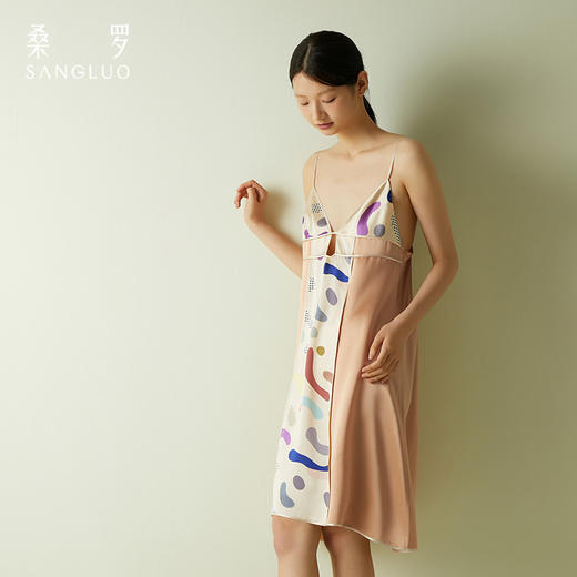 桑罗糖霜印花吊带裙深V露背睡裙女 商品图4