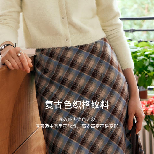OLrain欧芮儿格纹半身裙女秋季2024年新款复古通勤斜裁鱼尾半裙 商品图3