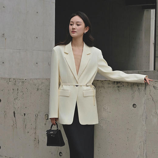 【顺丰包邮】75912 洛诗琳秋冬新款宽松醋酸羊毛收腰西装外套20100 商品图1