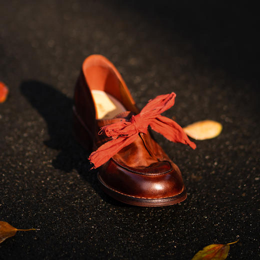 【阿么古纹马皮鞋】高级感绑带休闲单鞋新款粗跟复古乐福鞋女3.5CM 商品图1