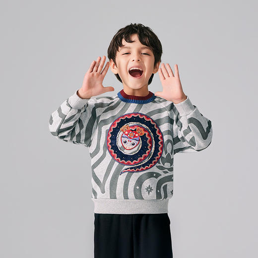 送蛇年抱枕 年衣童装女童卫衣加绒2024冬新款男童套头上衣亲子装N4244484A06 商品图5