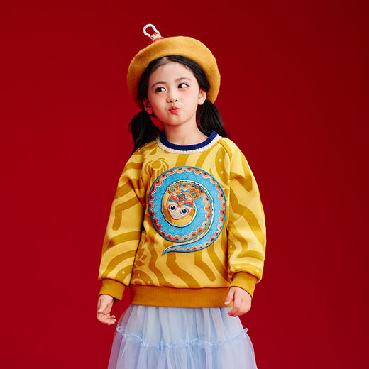 送蛇年抱枕 年衣童装女童卫衣加绒2024冬新款男童套头上衣亲子装N4244484A06 商品图3