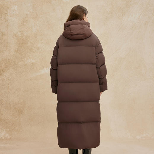 PR002斯尔丽2024年冬季新款高充绒带帽立领简约廓形长款通勤白鸭绒服 商品图1