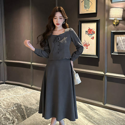 奢姿大码女装2025春季减龄波点方领两件套胖妹妹木耳边时尚套装9943955453 商品图0