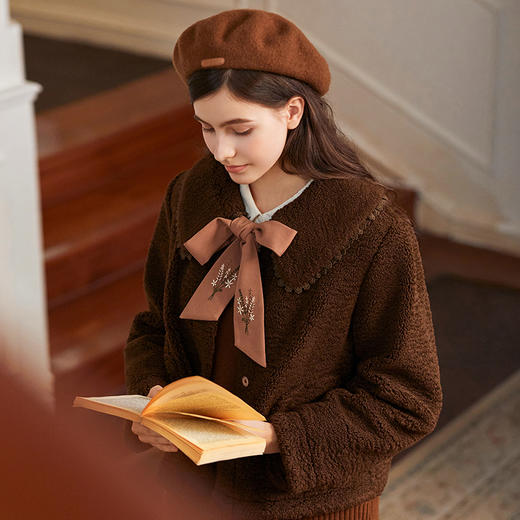 Famecoco范可儿冬季美拉德短款毛绒外套女FAB8AP001 商品图1