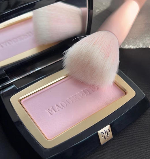 【毛戈平腮红系列】腮红界的断货王 云纱渐变 #804#801柔纱幻颜#818#802#806#801显色无粉感百搭提气色 商品图4