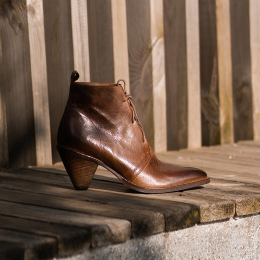 【阿么古纹马皮鞋】小众高级感设计绑带短靴女异形跟6CM复古英伦风 商品图1