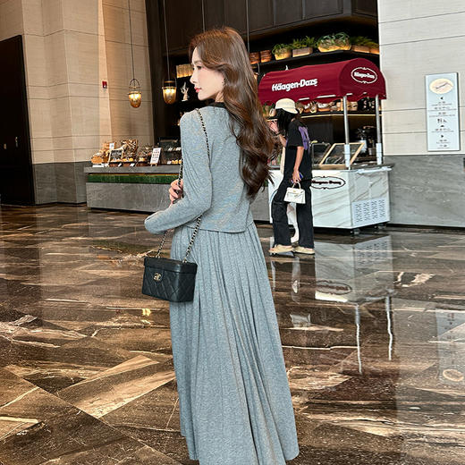 奢姿2024年秋季新款大码女装小香风套装胖妹妹开衫百褶半裙两件套9943955126 商品图3