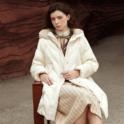 Famecoco范可儿人字斜形绗缝羽绒服女冬FAB8AH040 商品图1