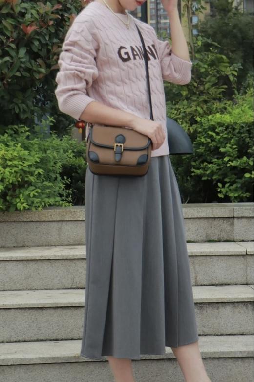 HAYES 雾霾灰粉氛围感字母针织上衣 19100 商品图1