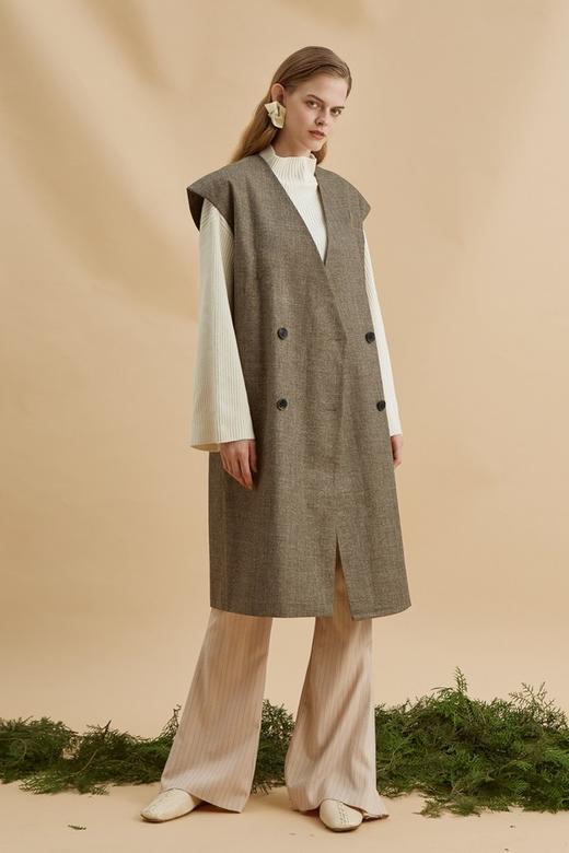 DAMO WANG/王大墨 驼色无领马甲 13954 商品图4