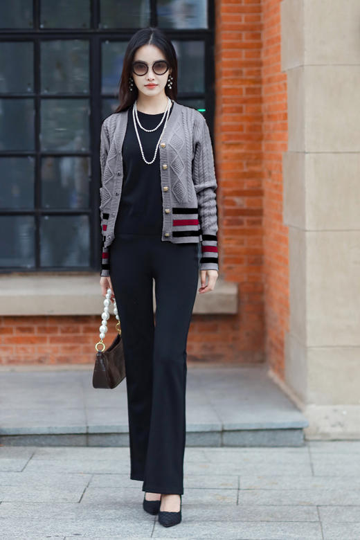 逸红颜明月优选 #老钱静奢风开衫👓【高智派】松弛与知性，简约不失高级 商品图9