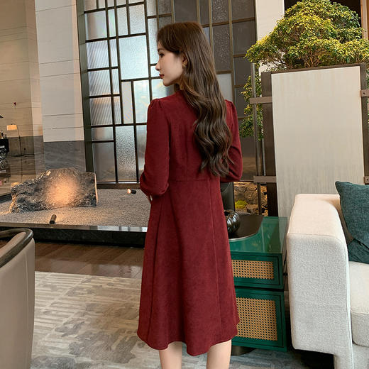 奢姿大码女装2024秋季娃娃领复古气质连衣裙胖妹妹蝴蝶结时尚裙子9943855410 商品图3