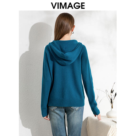 VIMAGE纬漫纪慵懒感V领百搭显瘦连帽针织衫秋季新款VC2401304 商品图4