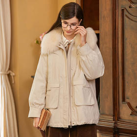 Famecoco范可儿冬季工装羽绒服女款带毛领FAB8AJ007