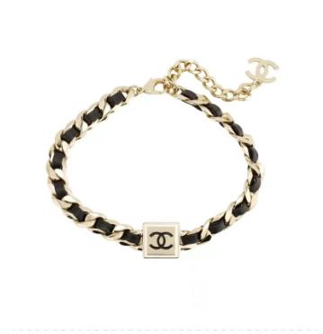 CHANEL香奈儿标志铜牌吊饰 皮革 Choker 项链女款 黑色/金色 商品图0