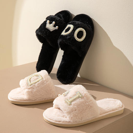 【轻松上脚，美美出门】IDO新婚结婚毛绒拖鞋女 室内居家防滑棉拖鞋 可爱加绒加厚 一字毛毛拖鞋秋冬款-QQ 商品图2