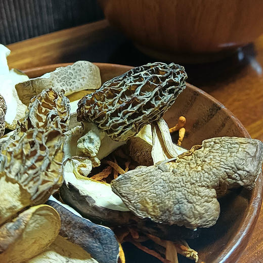 【逐南味】云南山珍菌汤包（升级版） 特别添加羊肚菌鸡油菌 7种优质菌菇 白水煮都醇美鲜甜 商品图0