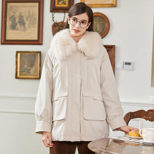 Famecoco范可儿冬季工装羽绒服女款带毛领FAB8AJ007 商品图3