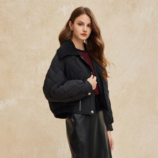 PR008斯尔丽24新款时尚甜酷风设计感短款针织翻领廓形减龄显高鸭绒羽绒服 商品图6