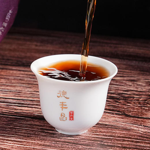 2024年名山品鉴  倚邦之巅 普洱熟茶  357克/饼 商品图7