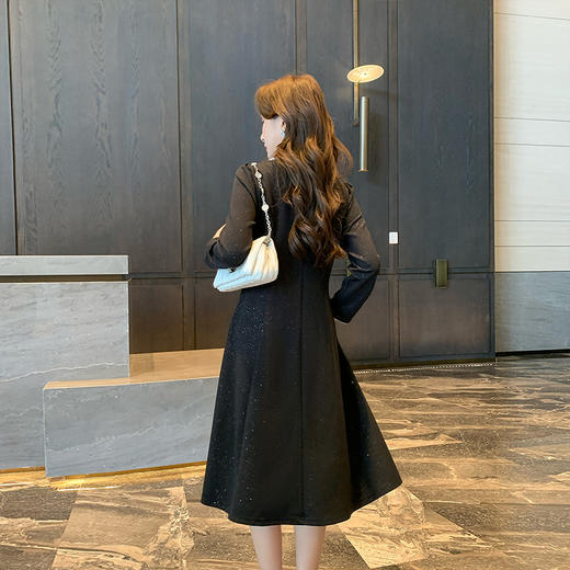 奢姿2024年秋季新款大码女装法式气质裙子胖妹妹珍珠织带连衣裙9943891443 商品图4