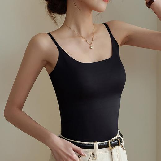 【2件更实惠】冰丝吊带，美背显瘦；自带胸垫，内外皆可穿。无痕设计，透气薄款；长衣遮臀，打底必备。 商品图3