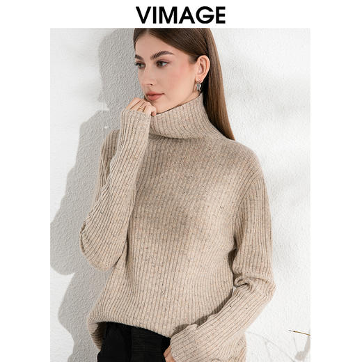 VIMAGE纬漫纪舒适保暖高领燕麦色100%绵羊毛针织衫24冬季新款VC2401302 商品图3