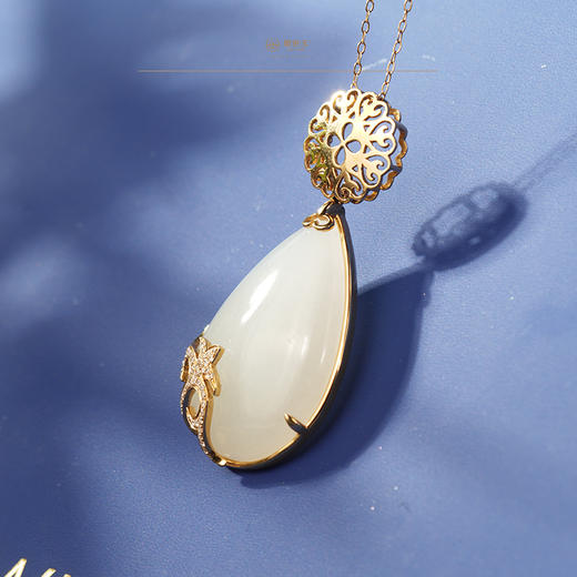 新疆国玉盟世玉和田玉金镶羊脂玉挂件 新疆系列【瑶池灵韵】【带证书·顺丰物流】 商品图2