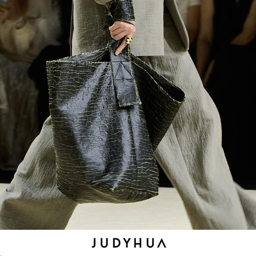 JUDYHUA 沃土系列大号爆裂纹水桶包 商品图1