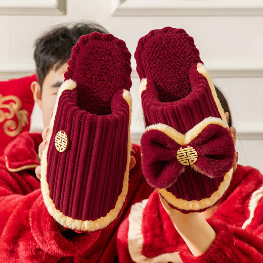 【期待所有美好，与你相遇~】结婚拖鞋 陪嫁婚礼喜庆 红色一对新郎新娘 情侣冬季 室内家用婚庆拼色拖鞋-QQ 商品图3