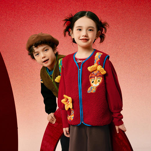 年衣童装儿童开衫马甲女2025冬新款小马褂男宝马夹背心摇粒绒 商品图6