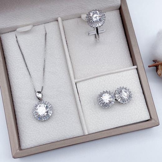 千年珠宝莫桑钻戒指/项链/耳钉 商品图2