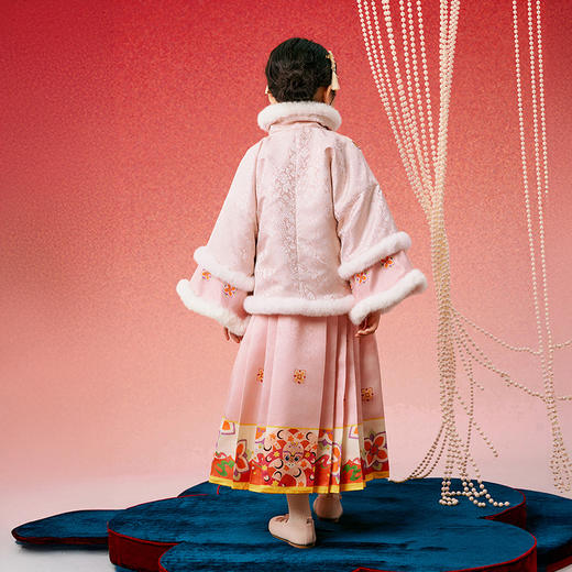 年衣童装汉服唐装女童冬季儿童马面裙套装宝宝新年礼服拜年服加绒（送花盈仙羽发饰） 商品图12