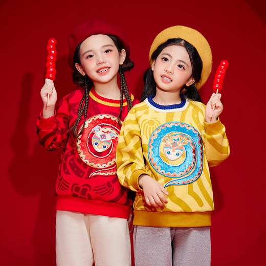 送蛇年抱枕 年衣童装女童卫衣加绒2024冬新款男童套头上衣亲子装N4244484A06 商品图7