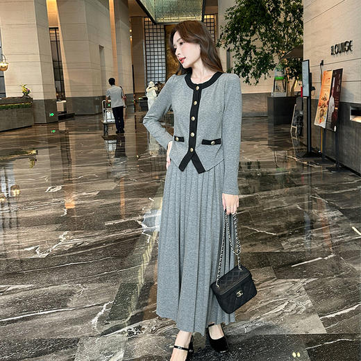 奢姿2024年秋季新款大码女装小香风套装胖妹妹开衫百褶半裙两件套9943955126 商品图1