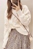 Stay2Weeks 白色立体花朵宽松针织衫 19064 商品缩略图0