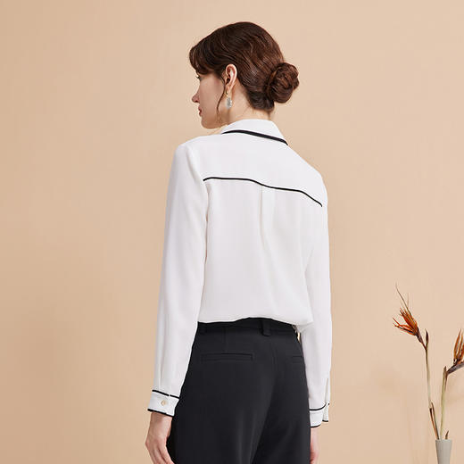 EITIE爱特爱撞色经典利落通勤百搭衬衫秋季新款C2409408 商品图4