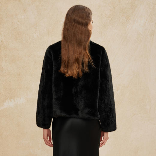 PH102斯尔丽24冬季新款小香风猫猫绒皮草小个子圆领休闲皮毛一体外套 商品图7