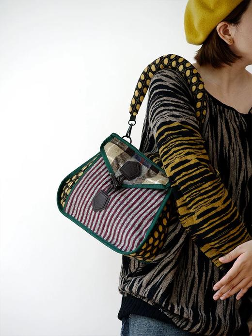 毛绒不规则包 商品图1